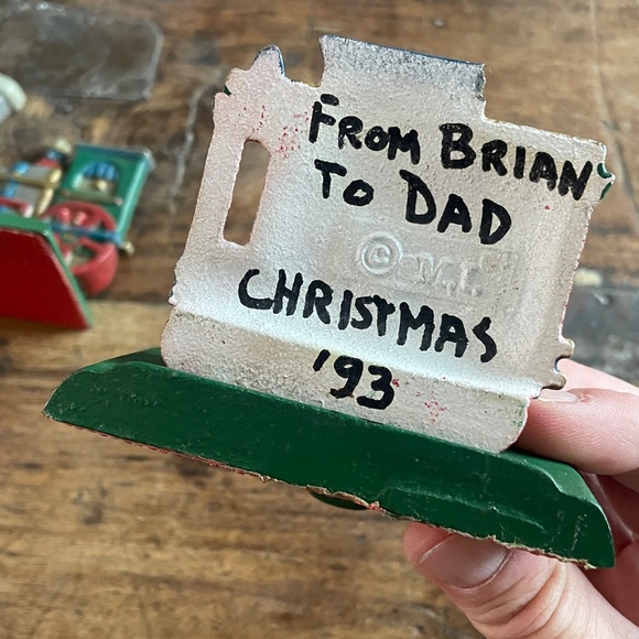 vintage Midwest of Cannon Falls cast iron train locomotive stocking holder set - Picture 5 of 6